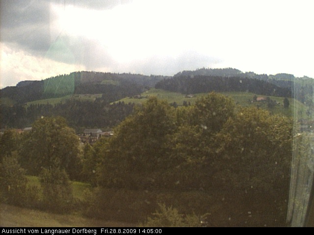Webcam-Bild: Aussicht vom Dorfberg in Langnau 20090828-140500
