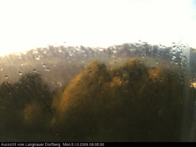 Webcam-Bild: Aussicht vom Dorfberg in Langnau 20091005-080500