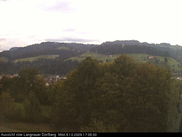 Webcam-Bild: Aussicht vom Dorfberg in Langnau 20091005-170500