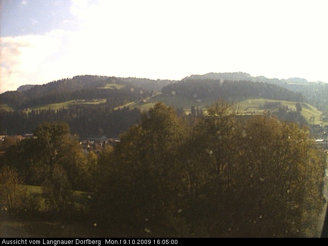 Webcam-Bild: Aussicht vom Dorfberg in Langnau 20091019-160500