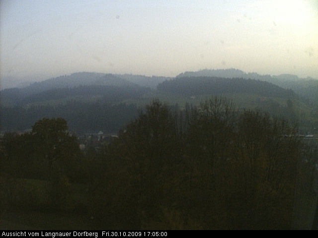 Webcam-Bild: Aussicht vom Dorfberg in Langnau 20091030-170500