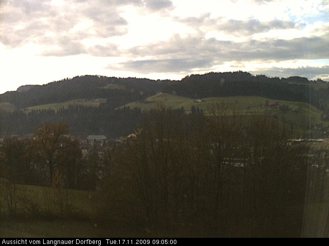 Webcam-Bild: Aussicht vom Dorfberg in Langnau 20091117-090500