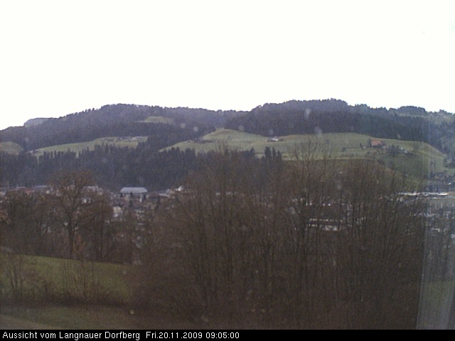 Webcam-Bild: Aussicht vom Dorfberg in Langnau 20091120-090500