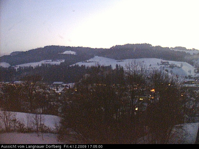 Webcam-Bild: Aussicht vom Dorfberg in Langnau 20091204-170500