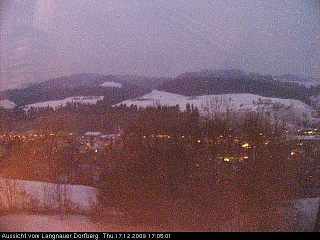 Webcam-Bild: Aussicht vom Dorfberg in Langnau 20091217-170500