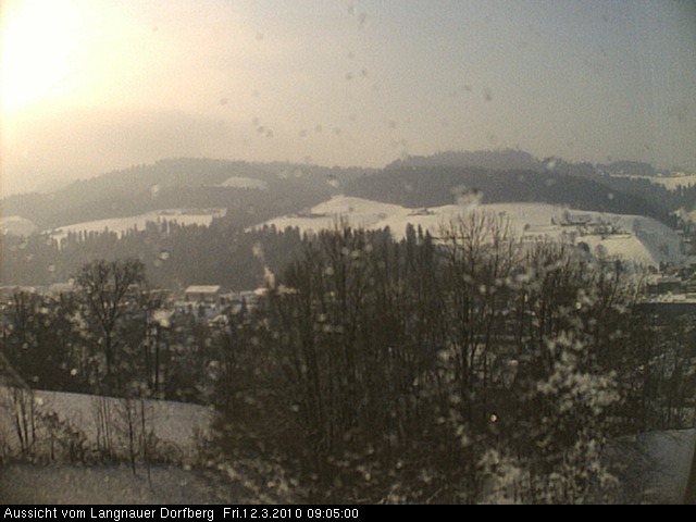Webcam-Bild: Aussicht vom Dorfberg in Langnau 20100312-090500