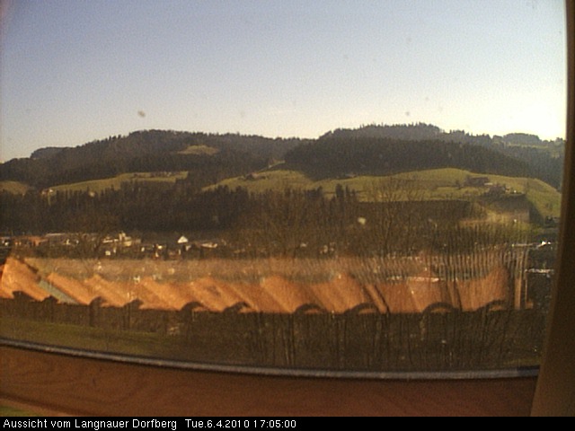 Webcam-Bild: Aussicht vom Dorfberg in Langnau 20100406-170500