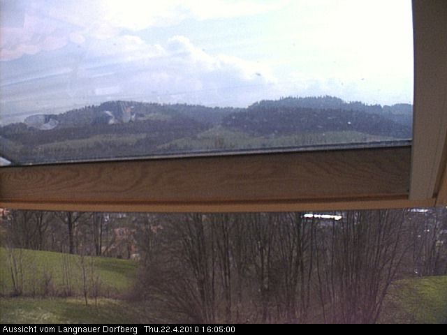 Webcam-Bild: Aussicht vom Dorfberg in Langnau 20100422-160500