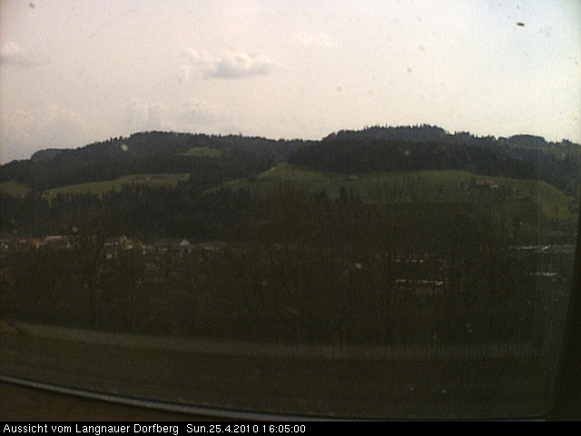 Webcam-Bild: Aussicht vom Dorfberg in Langnau 20100425-160500