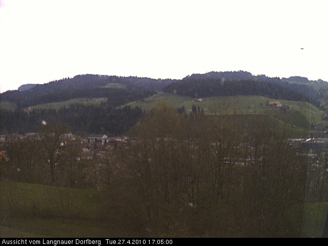 Webcam-Bild: Aussicht vom Dorfberg in Langnau 20100427-170500