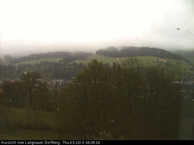 Webcam-Bild: Aussicht vom Dorfberg in Langnau 20100506-080500