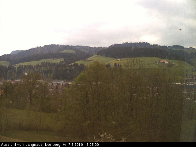 Webcam-Bild: Aussicht vom Dorfberg in Langnau 20100507-160500