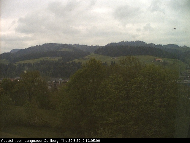 Webcam-Bild: Aussicht vom Dorfberg in Langnau 20100520-120500
