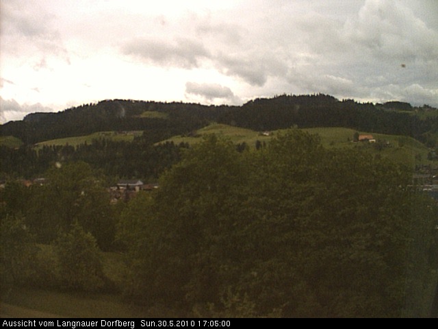 Webcam-Bild: Aussicht vom Dorfberg in Langnau 20100530-170500