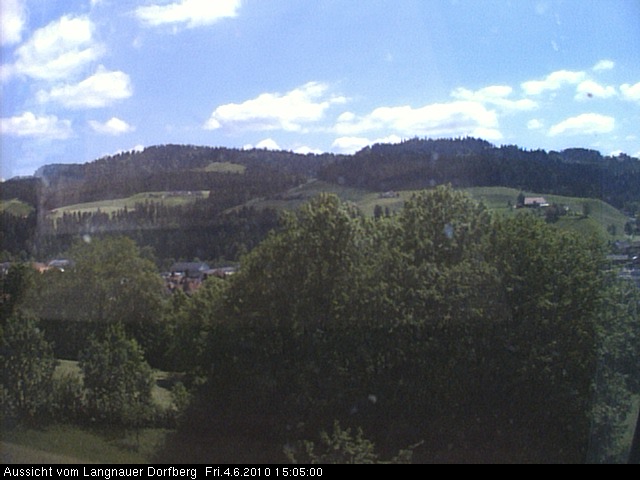 Webcam-Bild: Aussicht vom Dorfberg in Langnau 20100604-150500