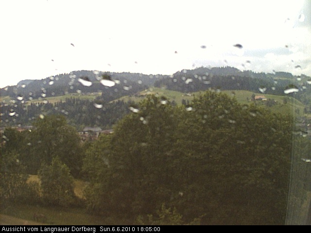 Webcam-Bild: Aussicht vom Dorfberg in Langnau 20100606-180500
