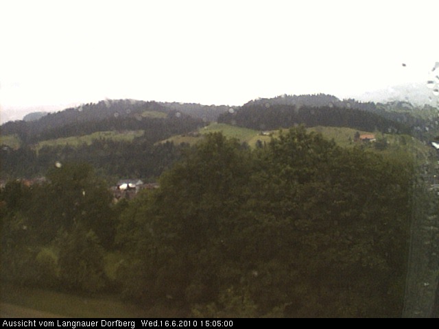 Webcam-Bild: Aussicht vom Dorfberg in Langnau 20100616-150500
