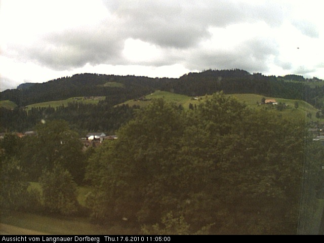 Webcam-Bild: Aussicht vom Dorfberg in Langnau 20100617-110500