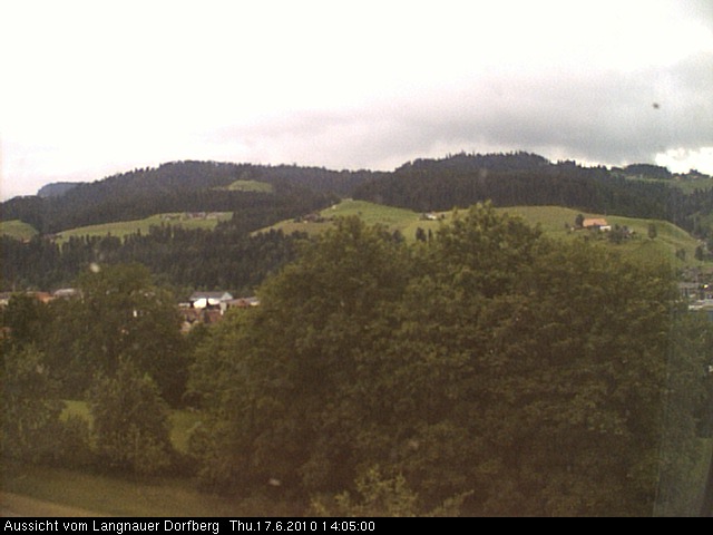 Webcam-Bild: Aussicht vom Dorfberg in Langnau 20100617-140500