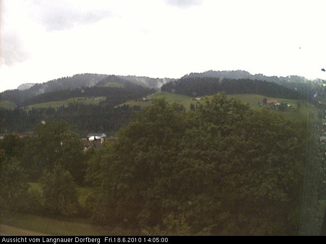 Webcam-Bild: Aussicht vom Dorfberg in Langnau 20100618-140500
