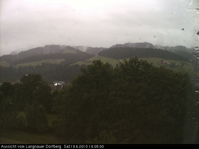 Webcam-Bild: Aussicht vom Dorfberg in Langnau 20100619-160500