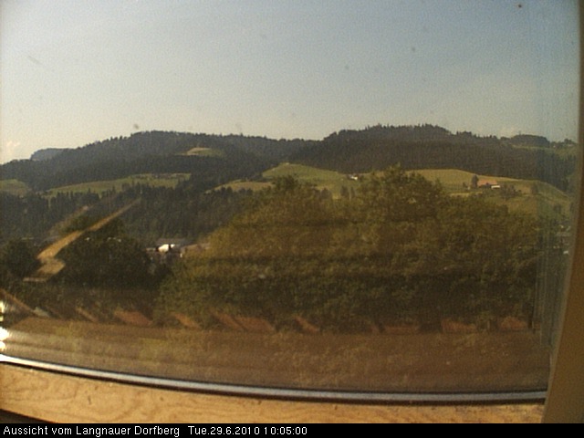 Webcam-Bild: Aussicht vom Dorfberg in Langnau 20100629-100500