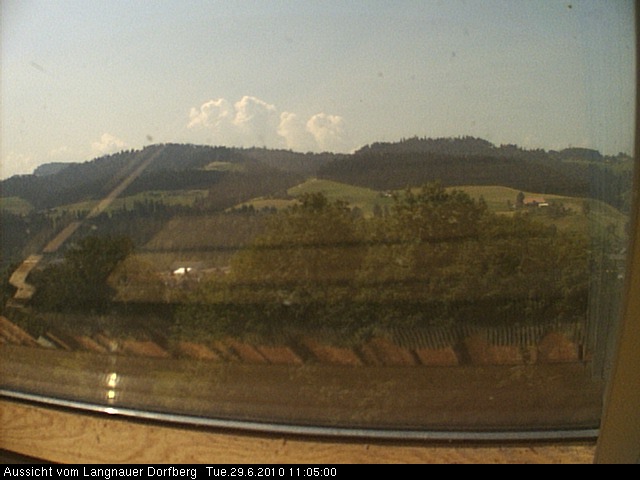 Webcam-Bild: Aussicht vom Dorfberg in Langnau 20100629-110500