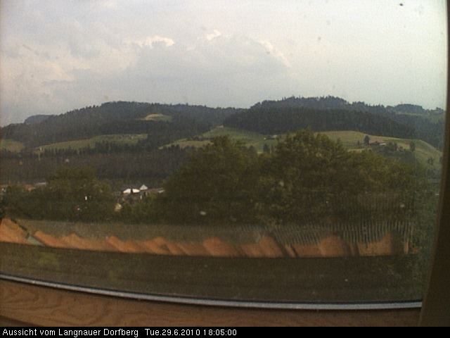Webcam-Bild: Aussicht vom Dorfberg in Langnau 20100629-180500