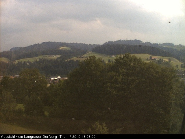 Webcam-Bild: Aussicht vom Dorfberg in Langnau 20100701-180500