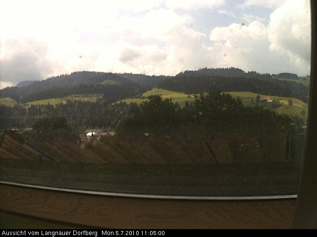 Webcam-Bild: Aussicht vom Dorfberg in Langnau 20100705-110500