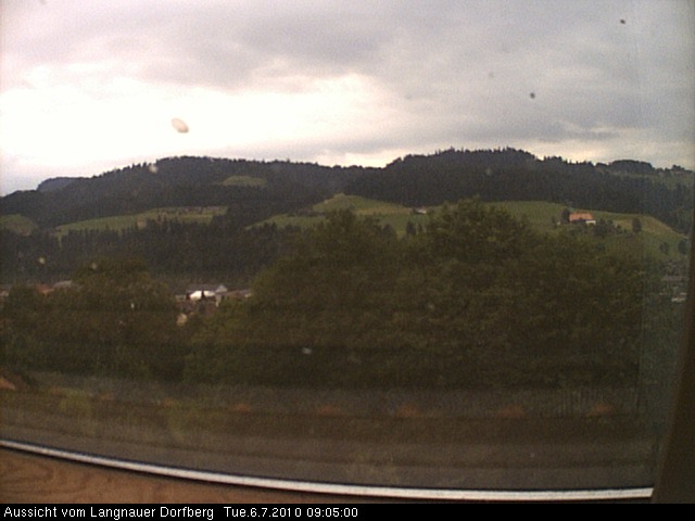 Webcam-Bild: Aussicht vom Dorfberg in Langnau 20100706-090500