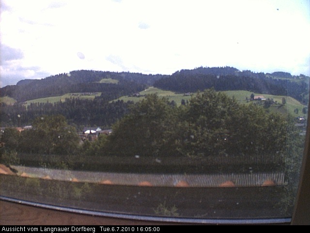 Webcam-Bild: Aussicht vom Dorfberg in Langnau 20100706-160500