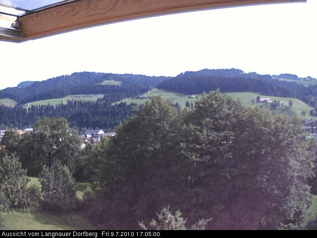 Webcam-Bild: Aussicht vom Dorfberg in Langnau 20100709-170500
