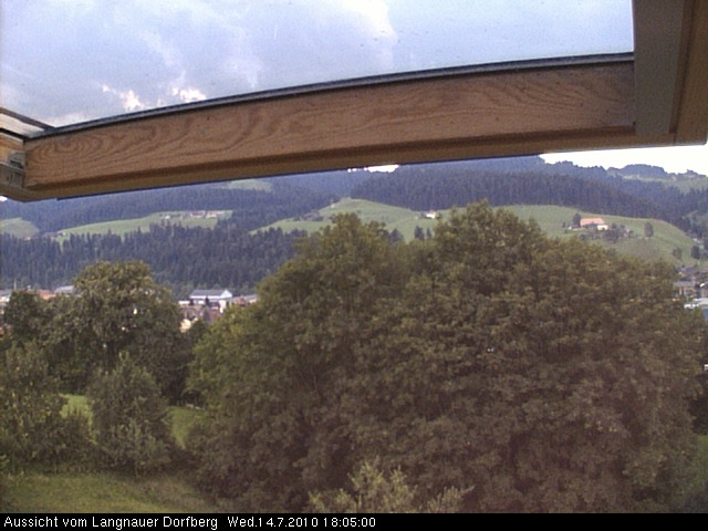 Webcam-Bild: Aussicht vom Dorfberg in Langnau 20100714-180500
