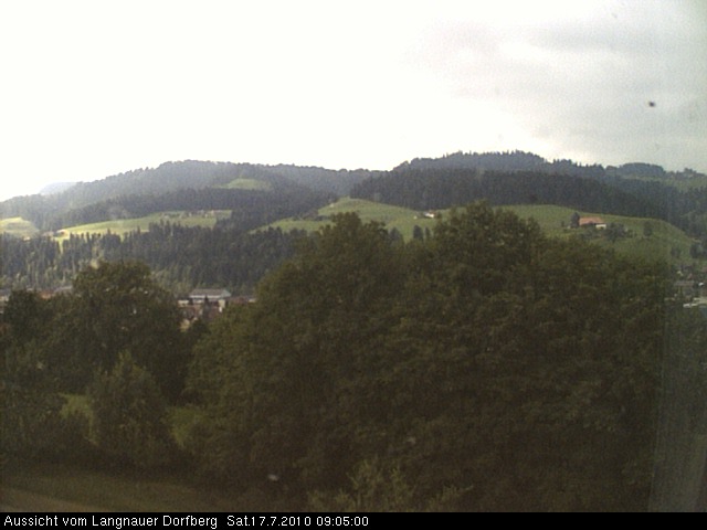 Webcam-Bild: Aussicht vom Dorfberg in Langnau 20100717-090500