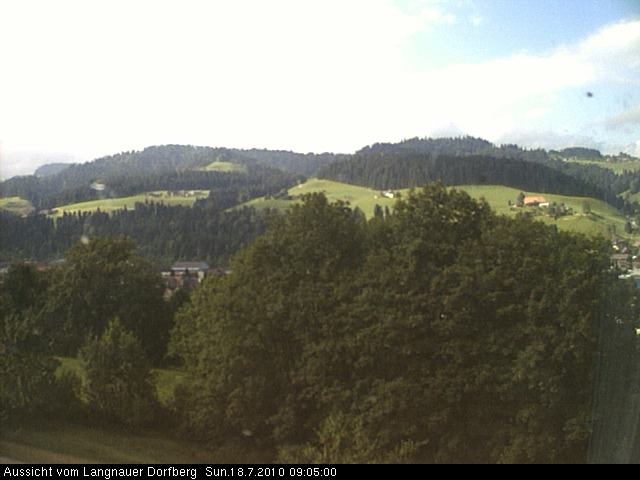 Webcam-Bild: Aussicht vom Dorfberg in Langnau 20100718-090500