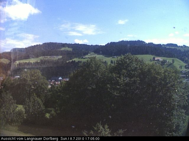 Webcam-Bild: Aussicht vom Dorfberg in Langnau 20100718-170500
