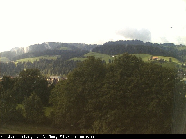 Webcam-Bild: Aussicht vom Dorfberg in Langnau 20100806-090500