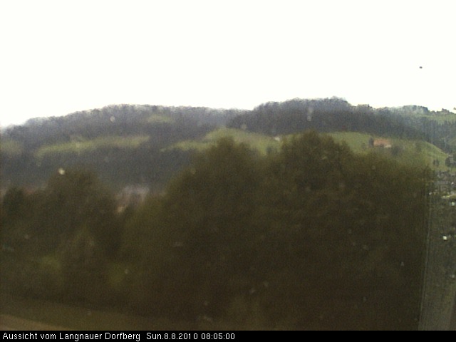 Webcam-Bild: Aussicht vom Dorfberg in Langnau 20100808-080500