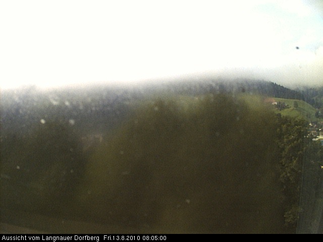 Webcam-Bild: Aussicht vom Dorfberg in Langnau 20100813-080500