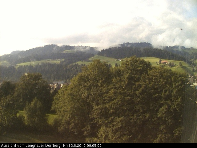 Webcam-Bild: Aussicht vom Dorfberg in Langnau 20100813-090500
