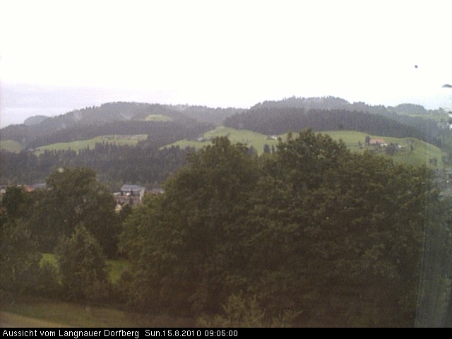 Webcam-Bild: Aussicht vom Dorfberg in Langnau 20100815-090500