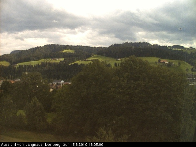 Webcam-Bild: Aussicht vom Dorfberg in Langnau 20100815-180500