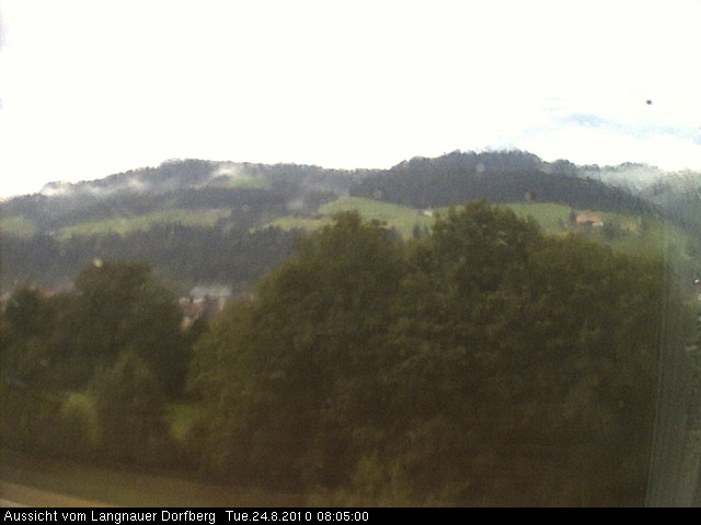 Webcam-Bild: Aussicht vom Dorfberg in Langnau 20100824-080500