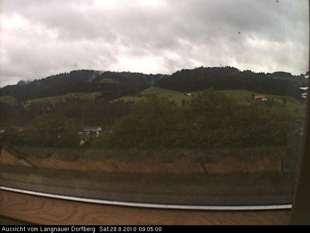 Webcam-Bild: Aussicht vom Dorfberg in Langnau 20100828-090500