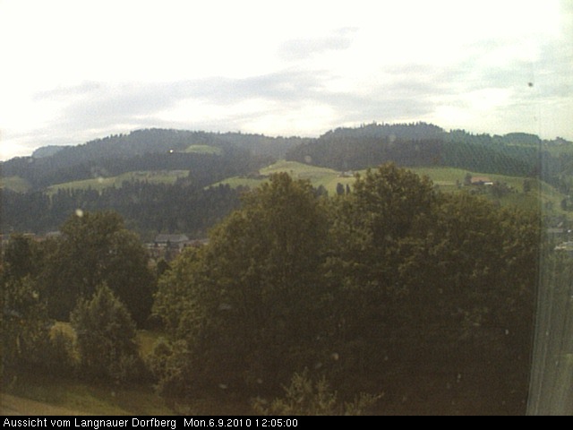 Webcam-Bild: Aussicht vom Dorfberg in Langnau 20100906-120500