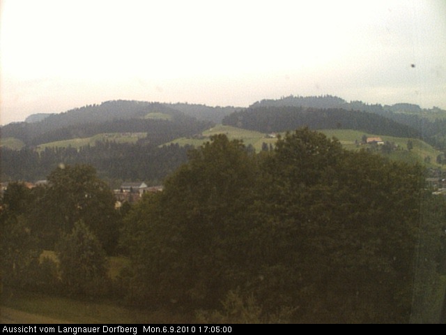 Webcam-Bild: Aussicht vom Dorfberg in Langnau 20100906-170500