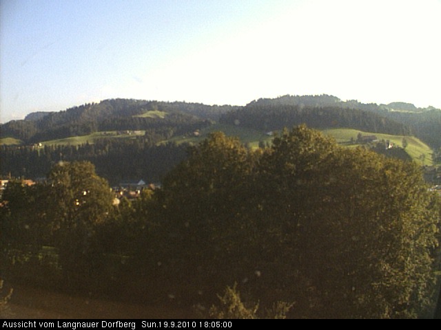 Webcam-Bild: Aussicht vom Dorfberg in Langnau 20100919-180500