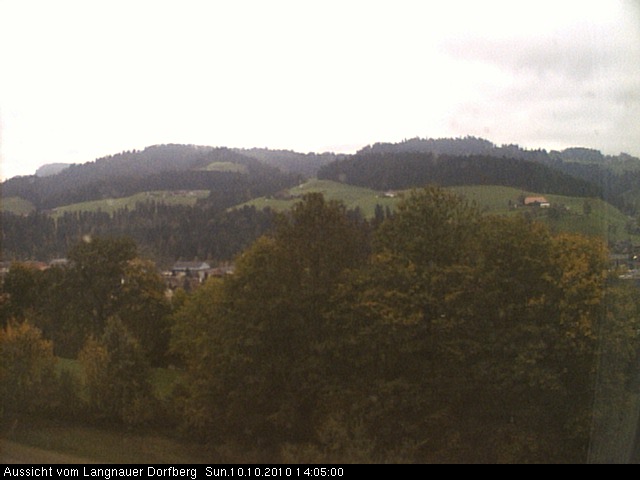 Webcam-Bild: Aussicht vom Dorfberg in Langnau 20101010-140500