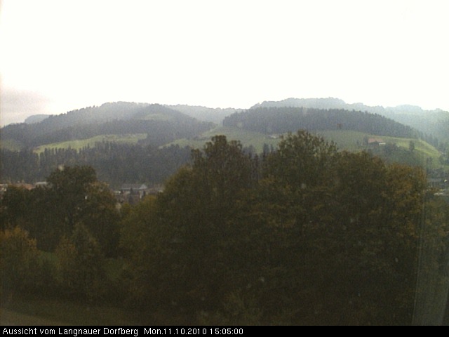 Webcam-Bild: Aussicht vom Dorfberg in Langnau 20101011-150500
